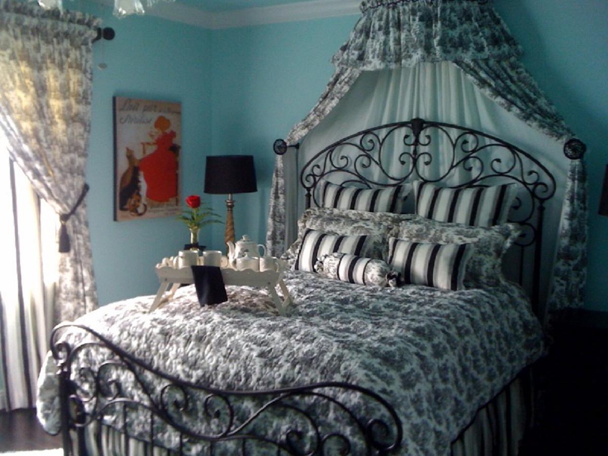 Pillow And Paddock B&B La Grange Bagian luar foto