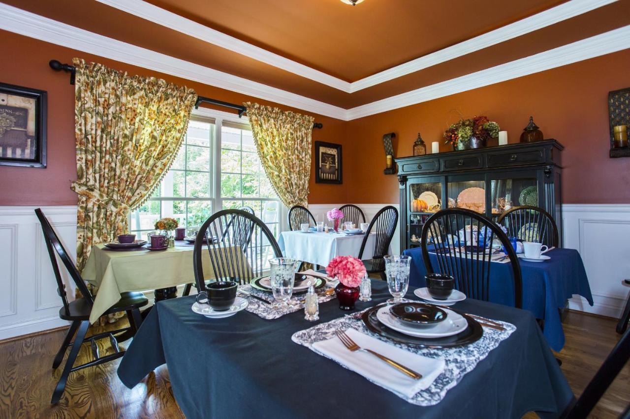 Pillow And Paddock B&B La Grange Bagian luar foto
